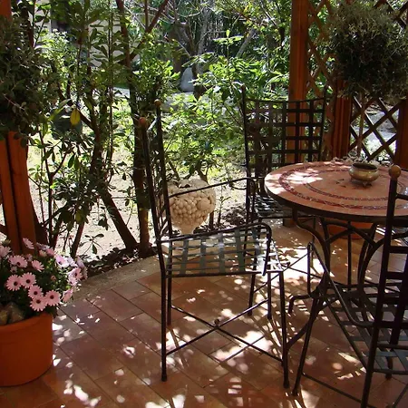 Archegeta فندق مبيت وإفطار 3*